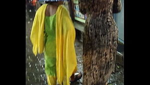 Hot indian girl curvy walking ass